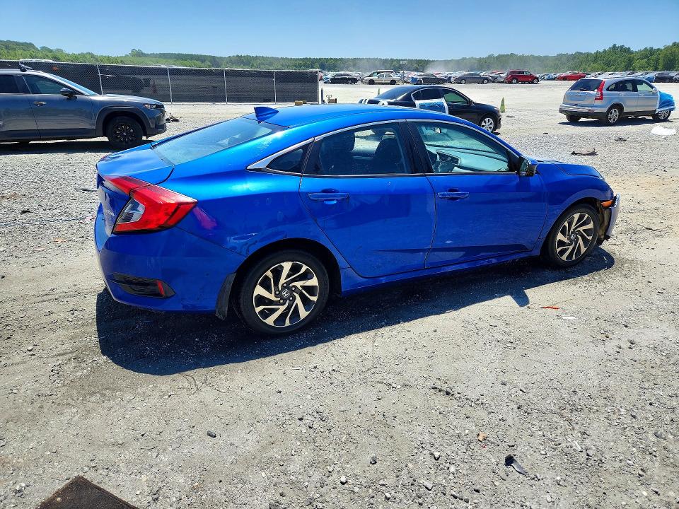 Продаж на аукціоні авто 2018 Honda Civic, vin: 2HGFC2F76JH599096, номер лоту: 56064756