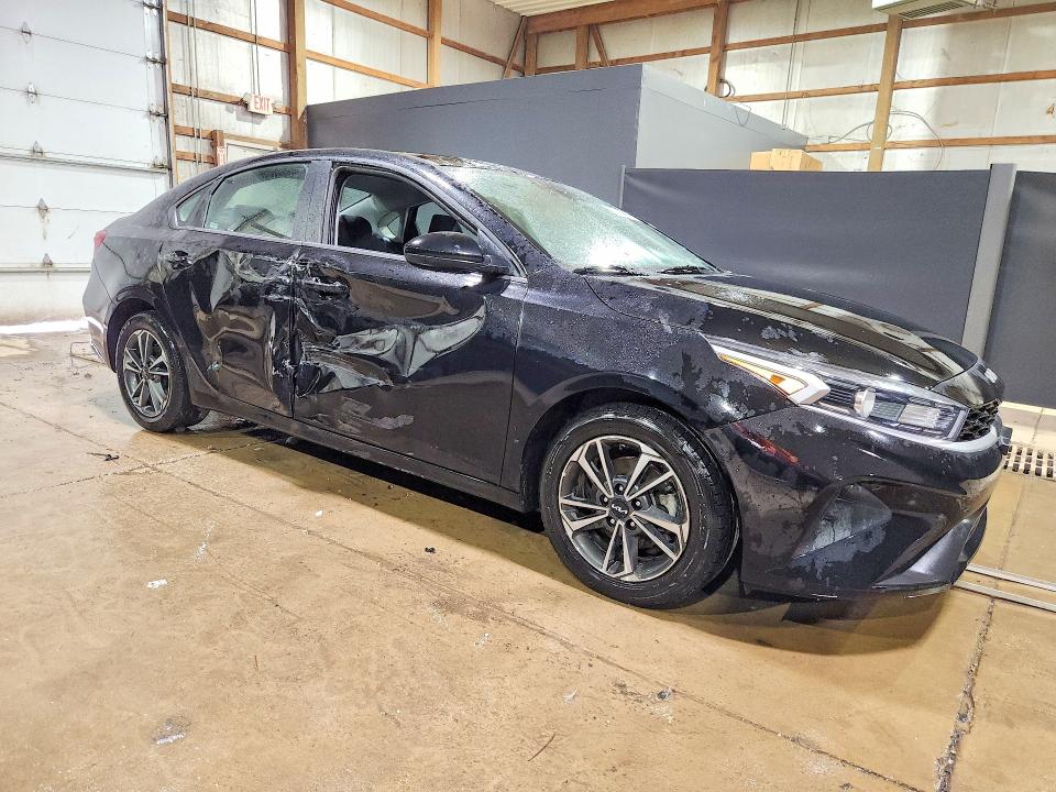 56847196 :رقم المزاد ، 3KPF24AD7RE792388 vin ، 2024 Kia Forte مزاد بيع