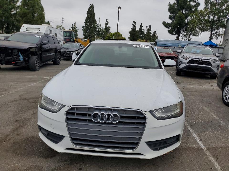 85994605 :رقم المزاد ، WAUAFAFL9DN043283 vin ، 2013 Audi A4 مزاد بيع