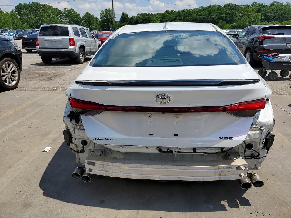 56667156 :رقم المزاد ، 4T1BZ1FBXKU015092 vin ، 2019 Toyota Avalon مزاد بيع