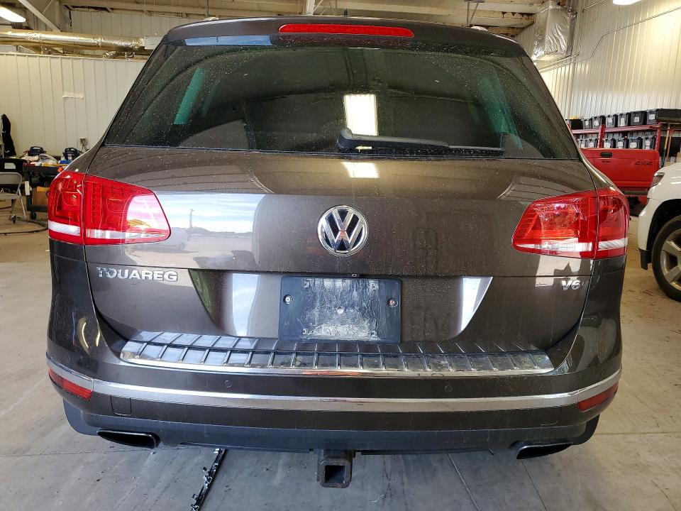 Продажа на аукционе авто 2017 Volkswagen Touareg, vin: WVGGF7BP4HD002687, номер лота: 57149616