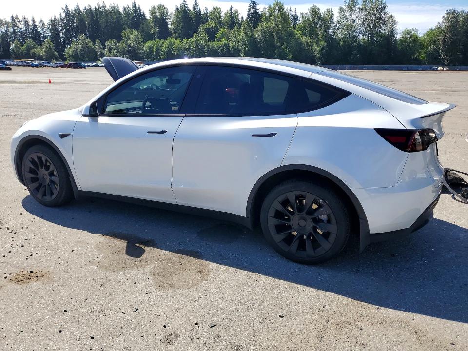 58105256 :رقم المزاد ، 7SAYGDEE3PA110420 vin ، 2023 Tesla Model Y مزاد بيع