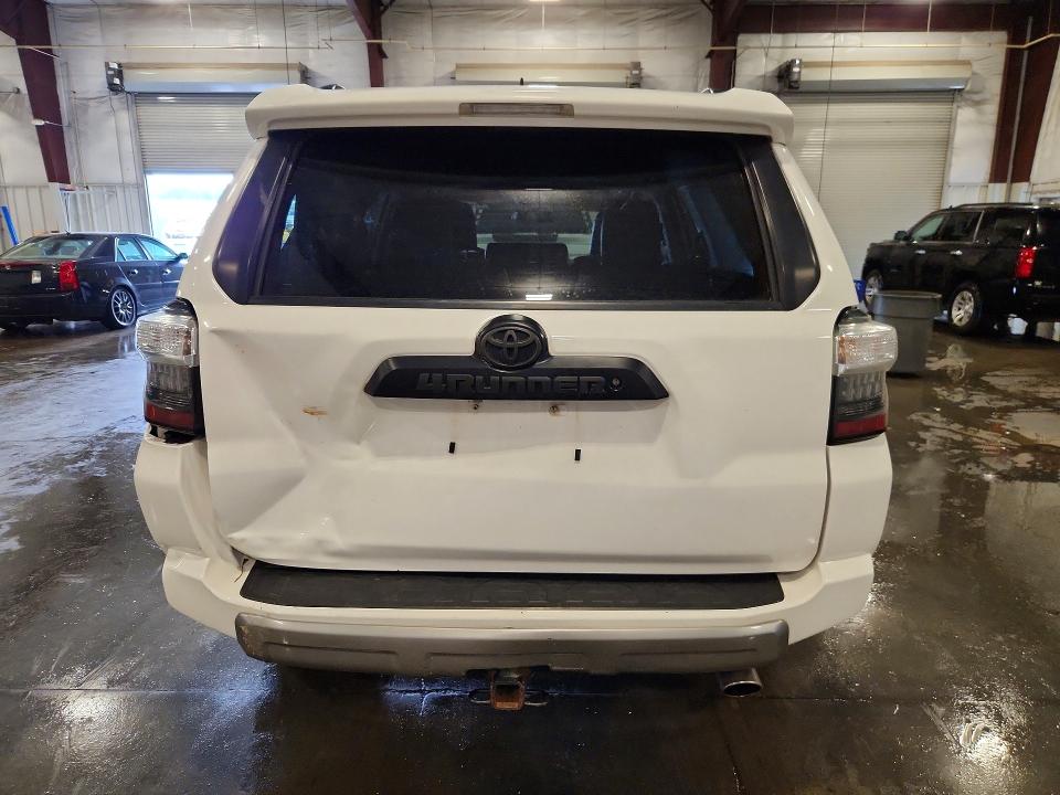 Продажа на аукционе авто 2018 Toyota 4runner, vin: JTEBU5JR8J5591024, номер лота: 97685245