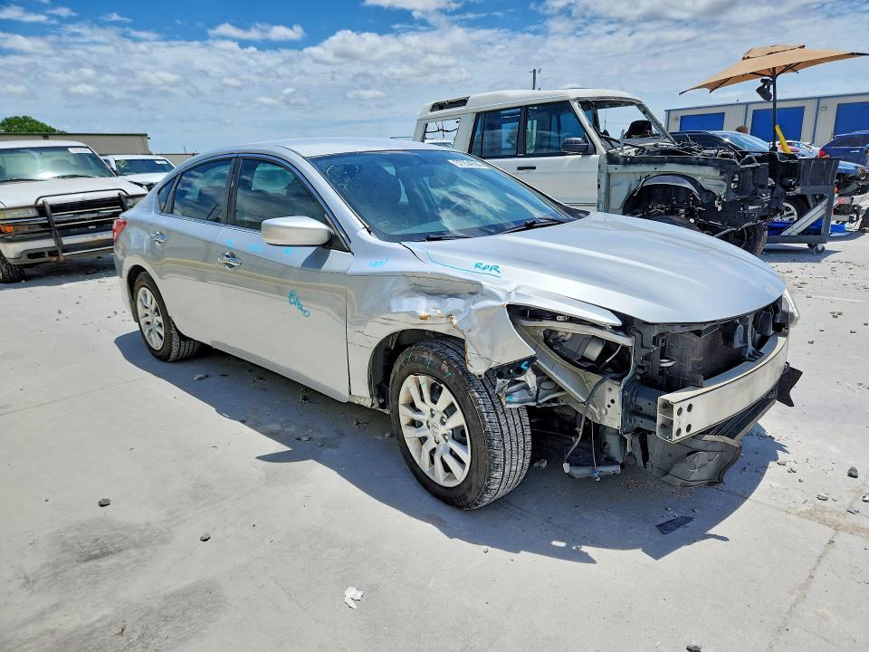 2017 Nissan Altima მანქანა იყიდება აუქციონზე, vin: 1N4AL3AP2HN326797, აუქციონის ნომერი: 57254836