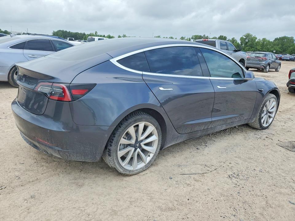 2018 Tesla Model 3 მანქანა იყიდება აუქციონზე, vin: 5YJ3E1EA5JF151666, აუქციონის ნომერი: 54301156