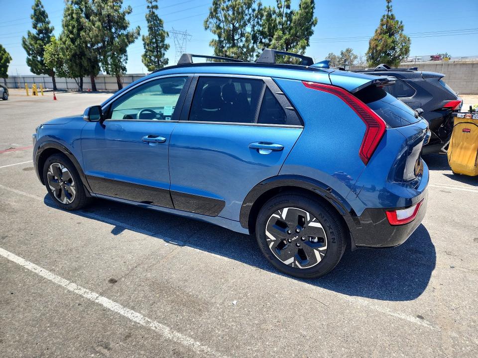 Продаж на аукціоні авто 2024 Kia Niro, vin: KNDCR3L12R5120455, номер лоту: 57976226