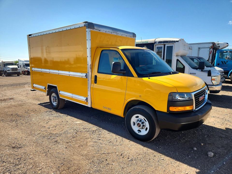 57964726 :رقم المزاد ، 1GD07RFP7P1116266 vin ، 2023 Gmc Savana مزاد بيع