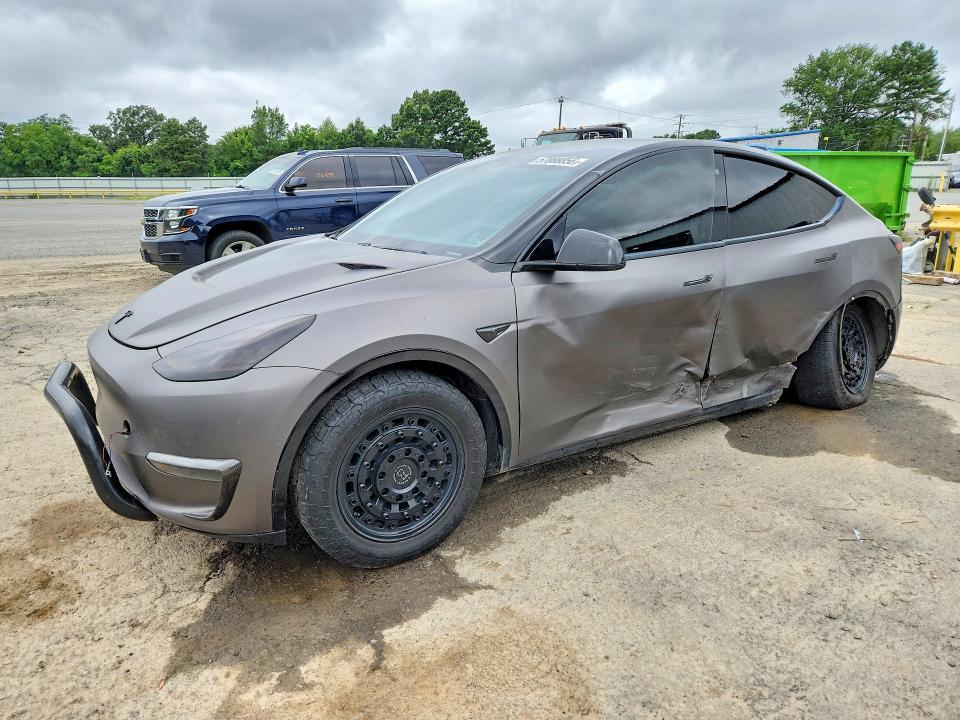 Auction sale of the 2021 Tesla Model Y, vin: 5YJYGDEE6MF084715, lot number: 57008856