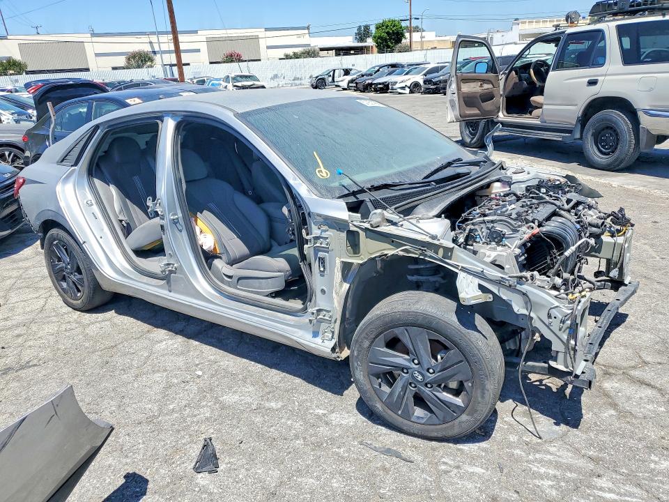 57051436 :رقم المزاد ، 5NPLM4AG5MH051717 vin ، 2021 Hyundai Elantra مزاد بيع