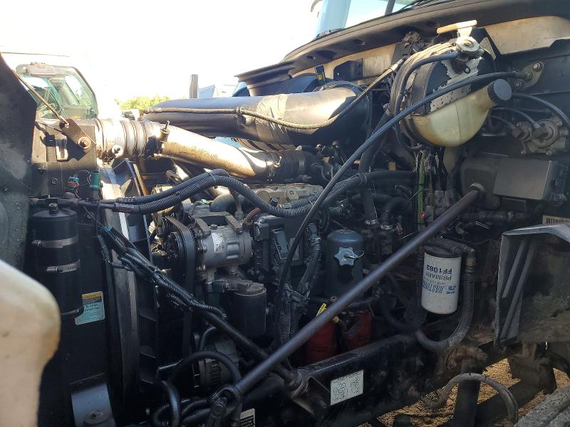 2004 Mack 600 მანქანა იყიდება აუქციონზე, vin: 1M1AE06Y84N021514, აუქციონის ნომერი: 57241566