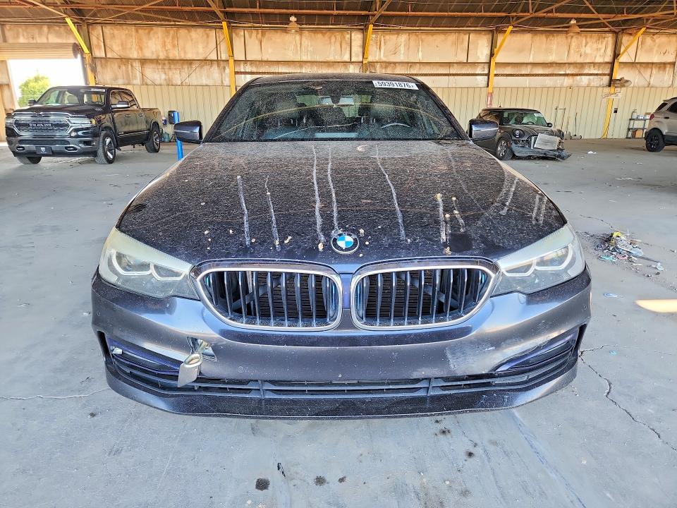 59391876 :رقم المزاد ، WBAJA9C52JB252784 vin ، 2018 Bmw 530e مزاد بيع