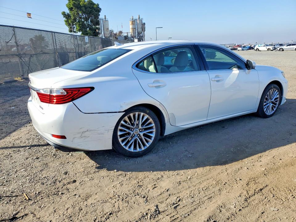 2013 Lexus Es მანქანა იყიდება აუქციონზე, vin: JTHBK1GG2D2037183, აუქციონის ნომერი: 57001846
