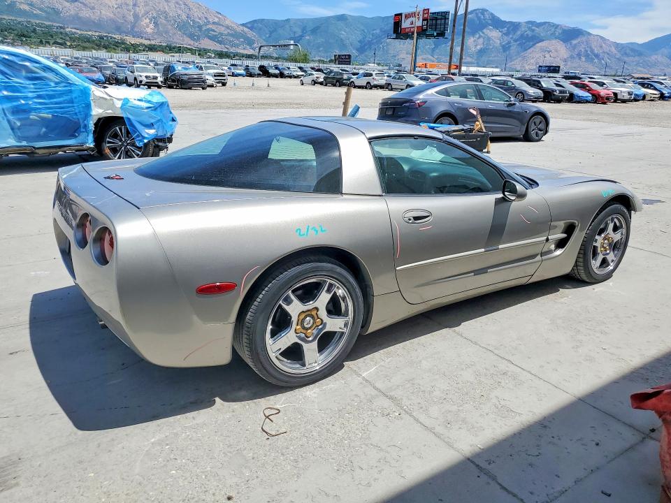 57079516 :رقم المزاد ، 1G1YY22G6W5113070 vin ، 1998 Chevrolet Corvette مزاد بيع