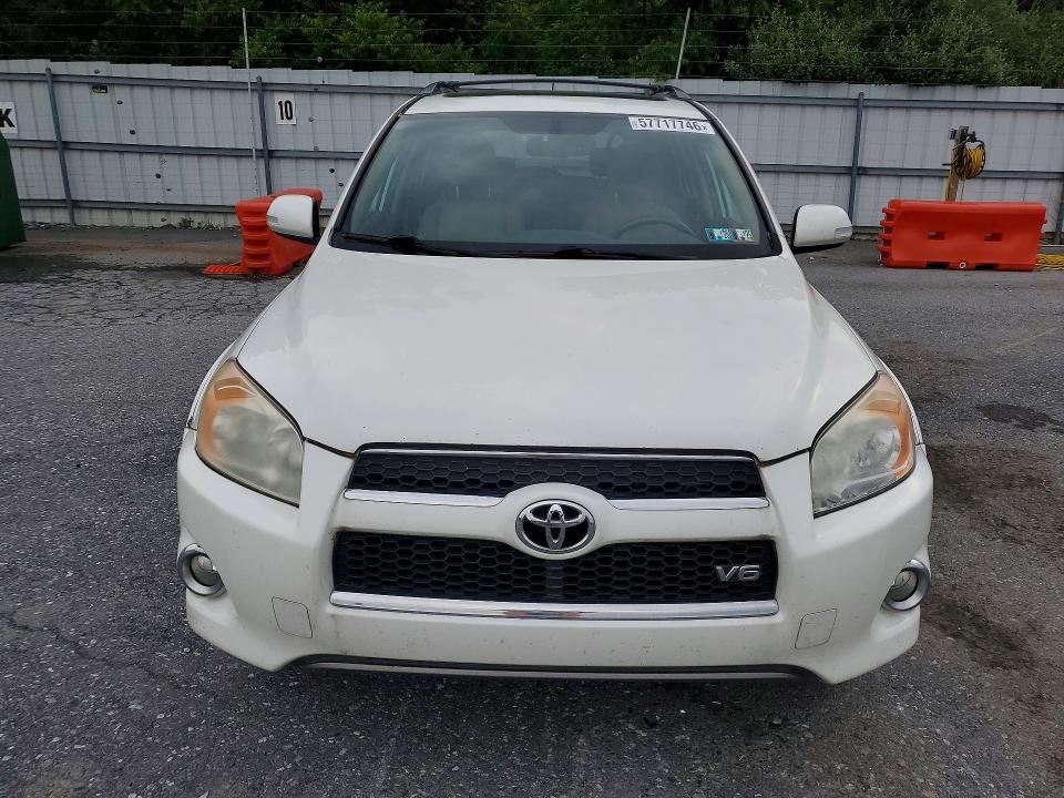 57717746 :رقم المزاد ، 2T3DK4DV4BW046647 vin ، 2011 Toyota Rav4 مزاد بيع