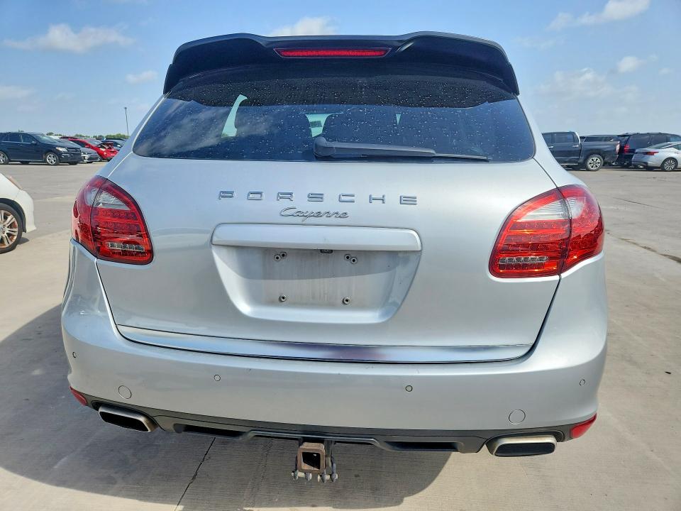 Продаж на аукціоні авто 2012 Porsche Cayenne, vin: WP1AA2A21CLA01088, номер лоту: 58900706