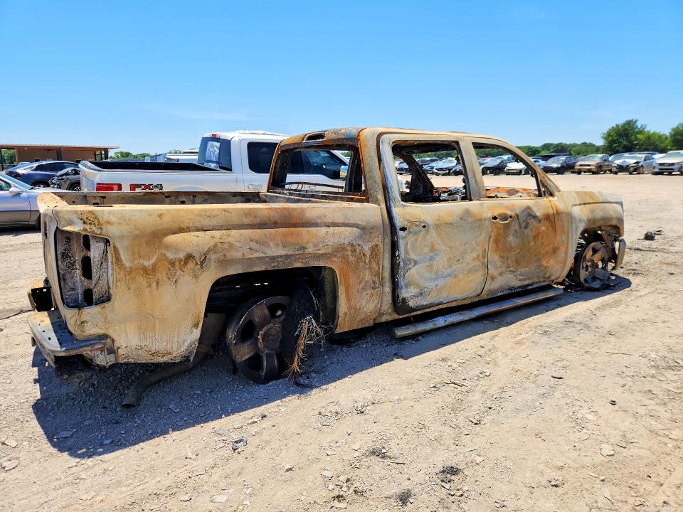 55630996 :رقم المزاد ، 3GCUKSEC1JG368162 vin ، 2018 Chevrolet Silverado مزاد بيع