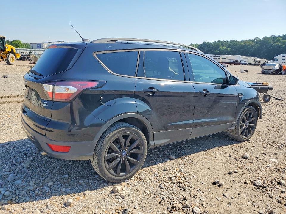Продажа на аукционе авто 2018 Ford Escape, vin: 1FMCU0GD5JUB54185, номер лота: 55732786