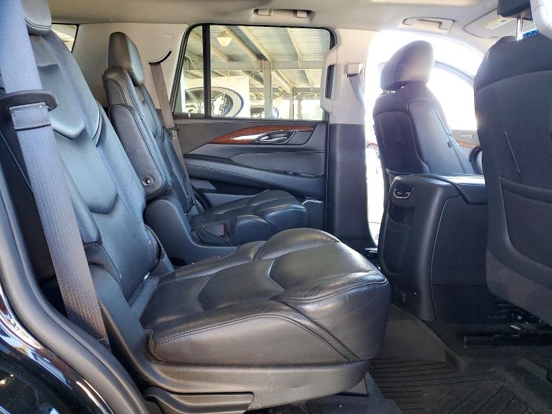 55632036 :رقم المزاد ، 1GYS4BKJ2LR107690 vin ، 2020 Cadillac Escalade مزاد بيع