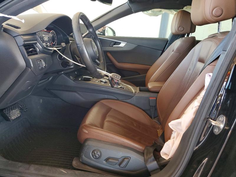 Auction sale of the 2017 Audi A4, vin: WAUDNAF46HN046298, lot number: 55977006