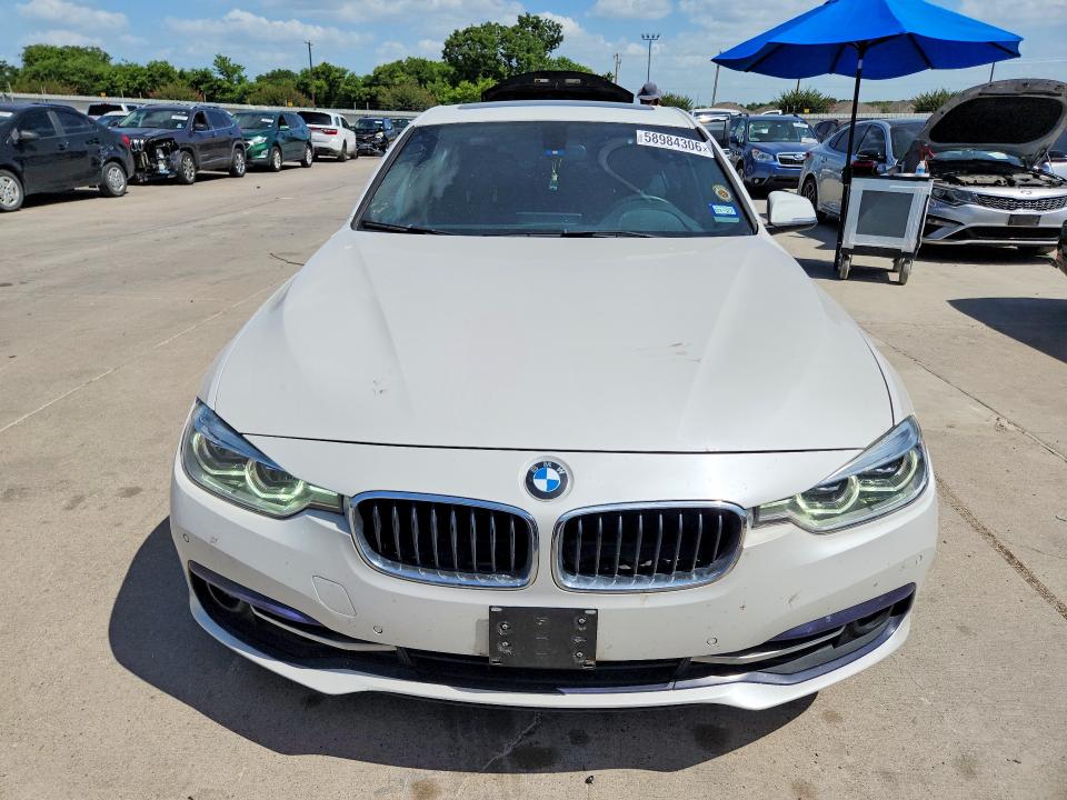 58984306 :رقم المزاد ، WBA8B9G54HNU48482 vin ، 2017 Bmw 330 مزاد بيع