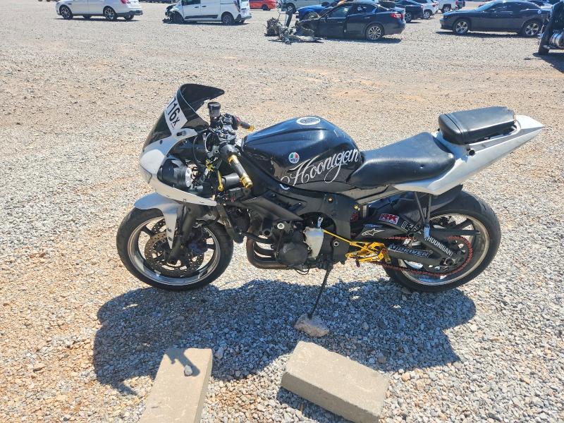 57588716 :رقم المزاد ، JYARJ06Y75A005095 vin ، 2005 Yamaha Yzfr6 مزاد بيع