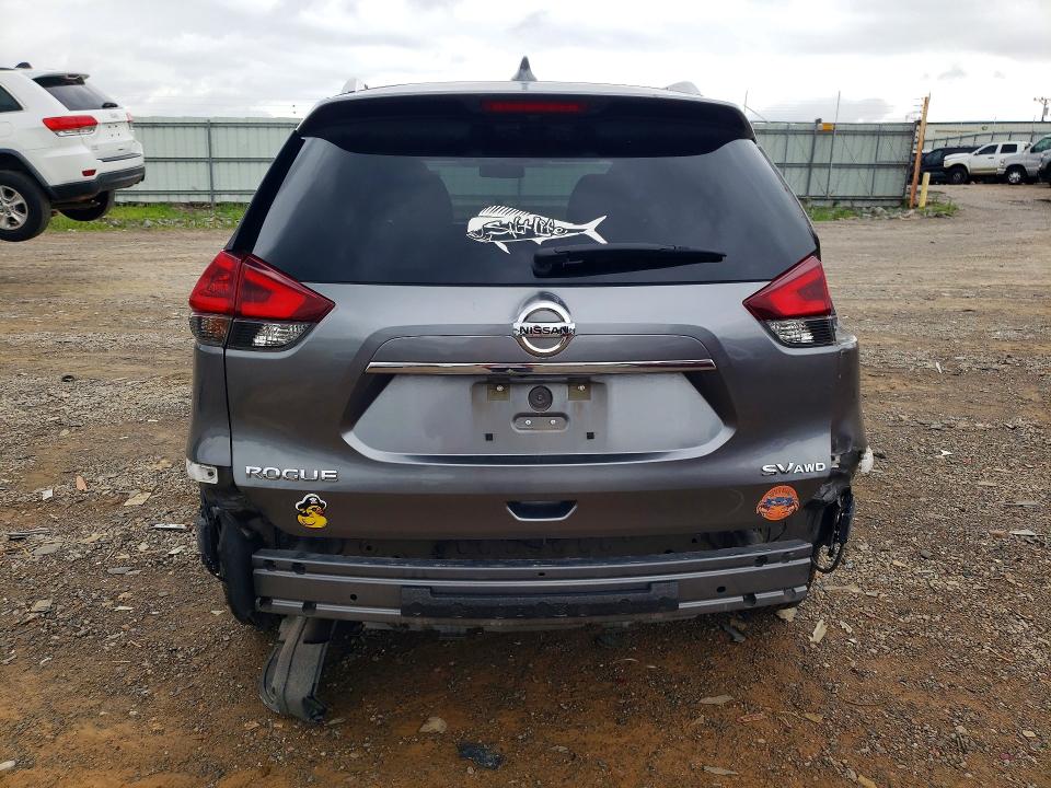 Продажа на аукционе авто 2018 Nissan Rogue, vin: KNMAT2MV8JP602232, номер лота: 58912126