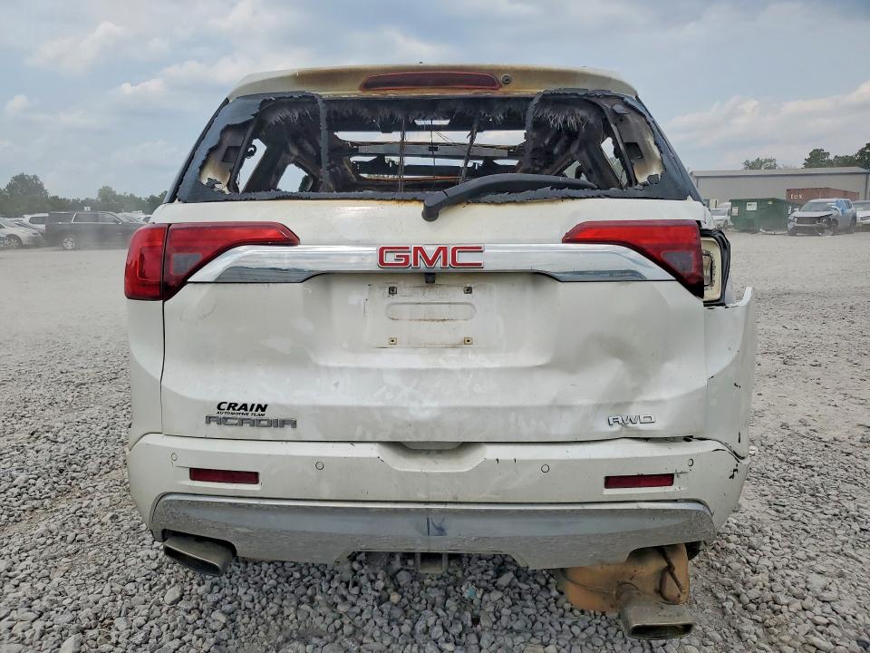 58162776 :رقم المزاد ، 1GKKNXLS4JZ135726 vin ، 2018 Gmc Acadia مزاد بيع