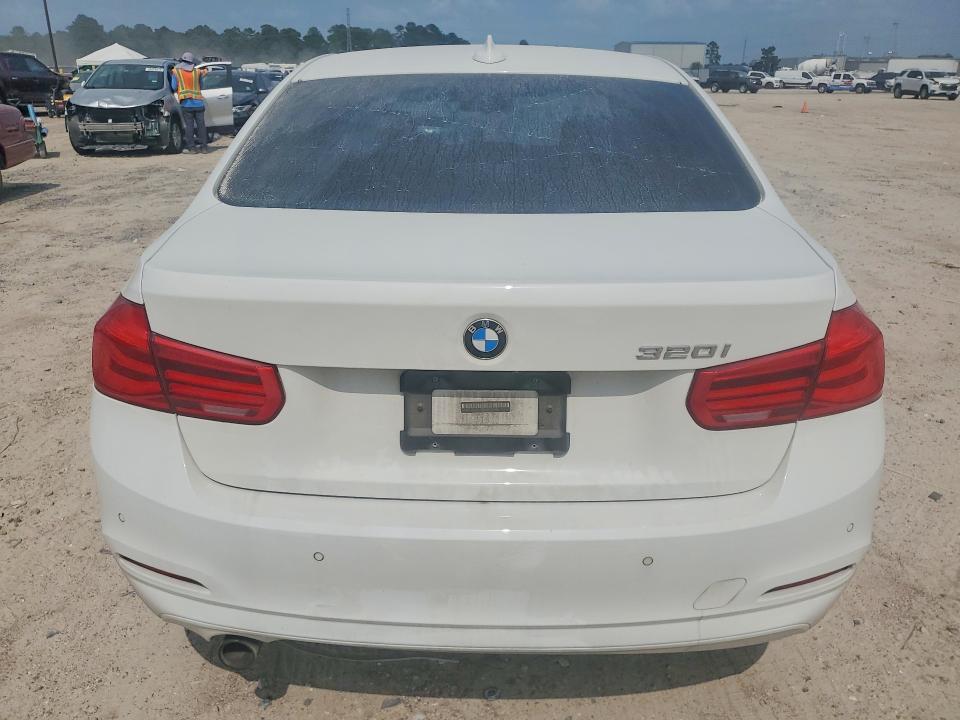 Продажа на аукционе авто 2016 Bmw 320, vin: WBA8E1G54GNT37406, номер лота: 58126086