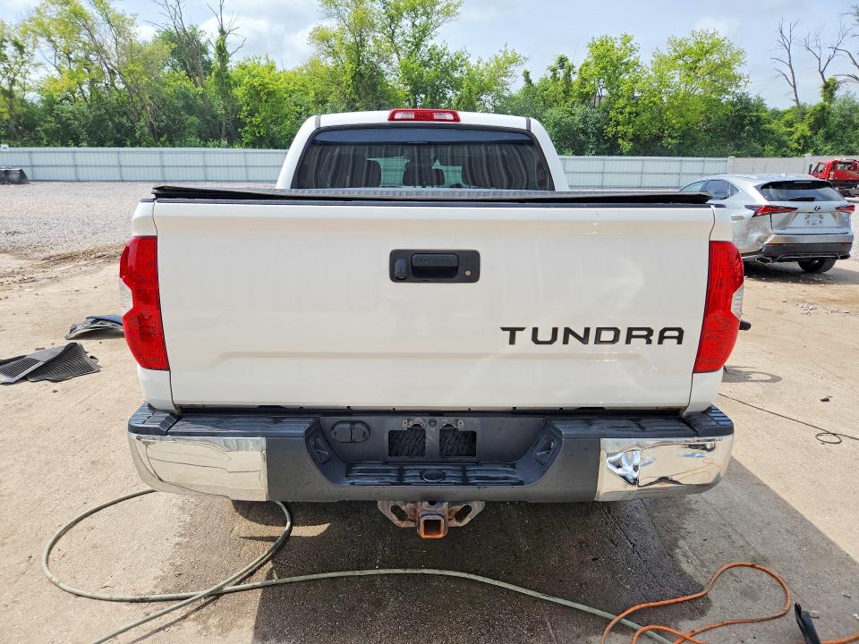 Продажа на аукционе авто 2018 Toyota Tundra, vin: 5TFDW5F13JX764690, номер лота: 58466896