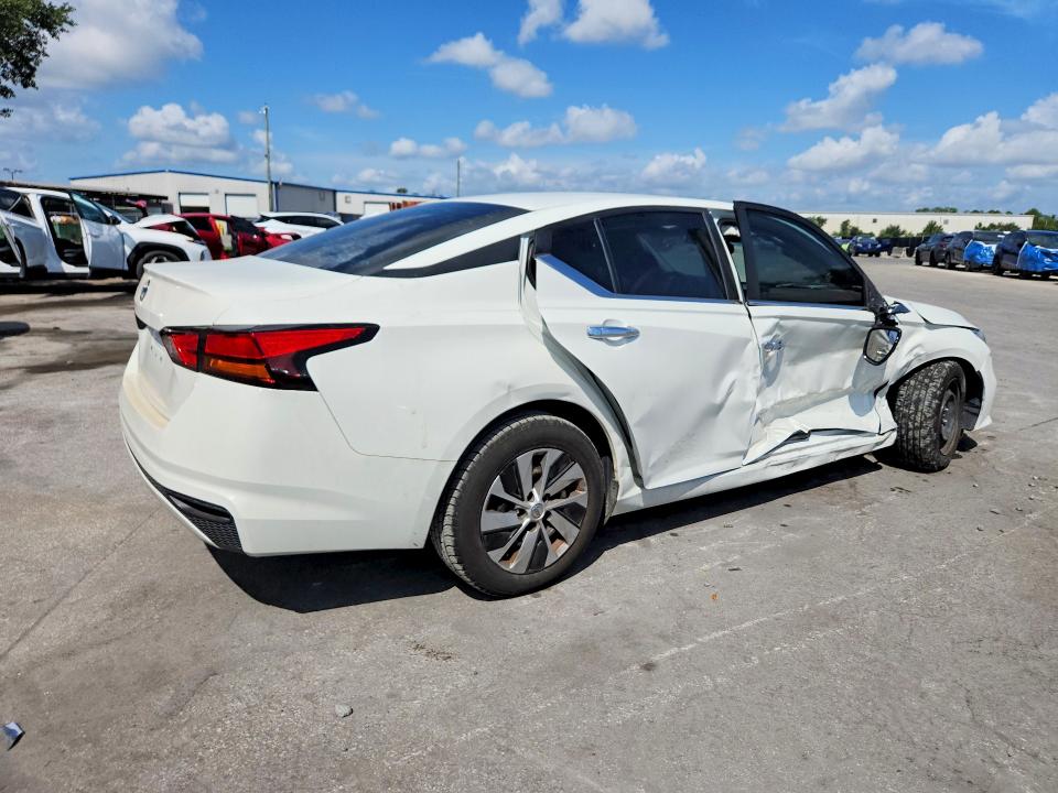 Продажа на аукционе авто 2021 Nissan Altima, vin: 1N4BL4BVXMN359676, номер лота: 58789546