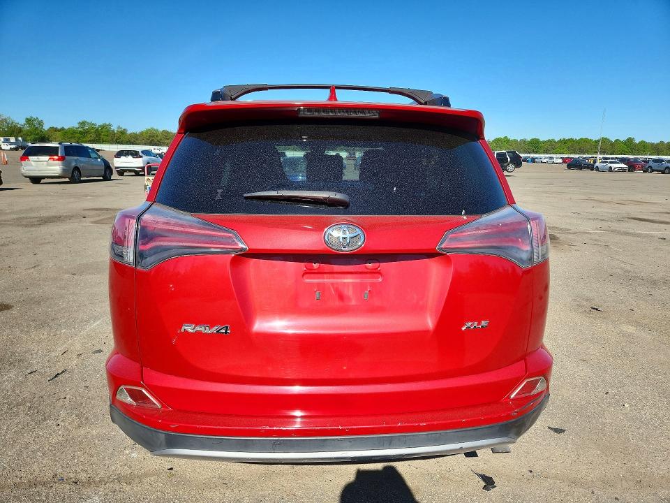 Продаж на аукціоні авто 2017 Toyota Rav4, vin: JTMWFREVXHJ142105, номер лоту: 55871986