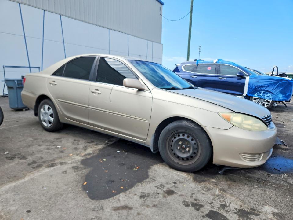 57298836 :رقم المزاد ، 4T1BE32K16U150223 vin ، 2006 Toyota Camry مزاد بيع