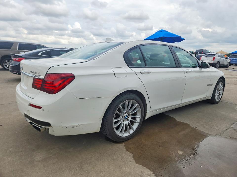 2014 Bmw 750 მანქანა იყიდება აუქციონზე, vin: WBAYE8C53ED780597, აუქციონის ნომერი: 56585506