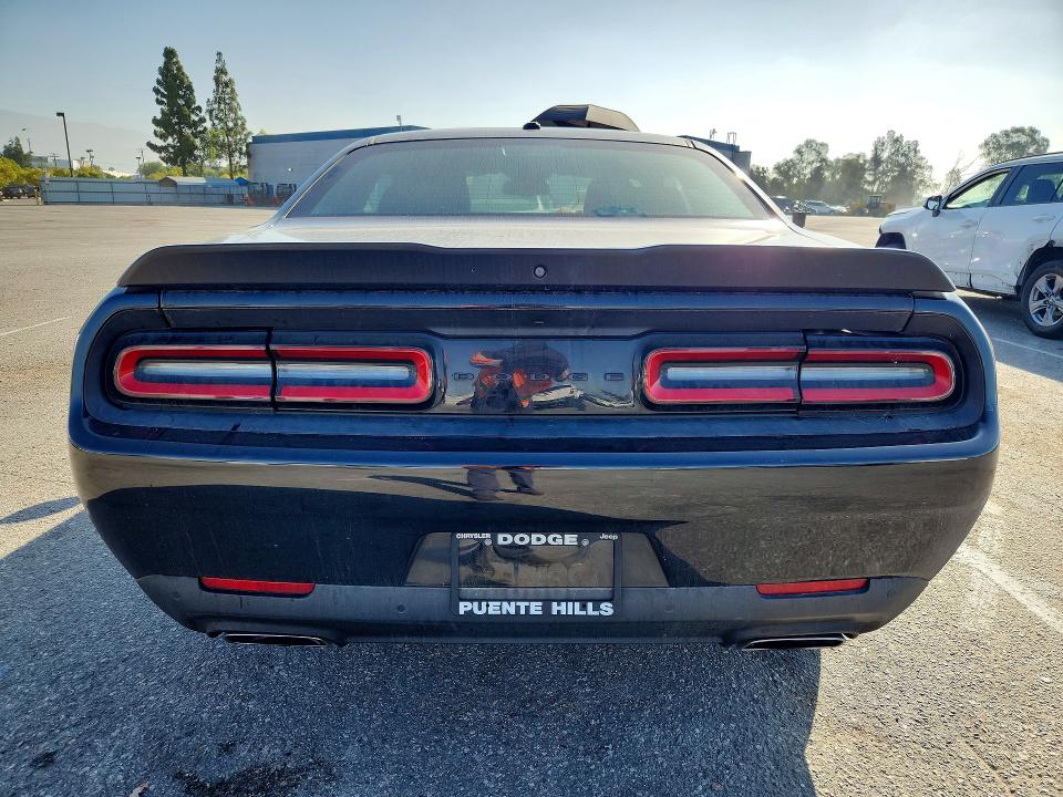 Auction sale of the 2021 Dodge Challenger, vin: 2C3CDZBT7MH676626, lot number: 56106676