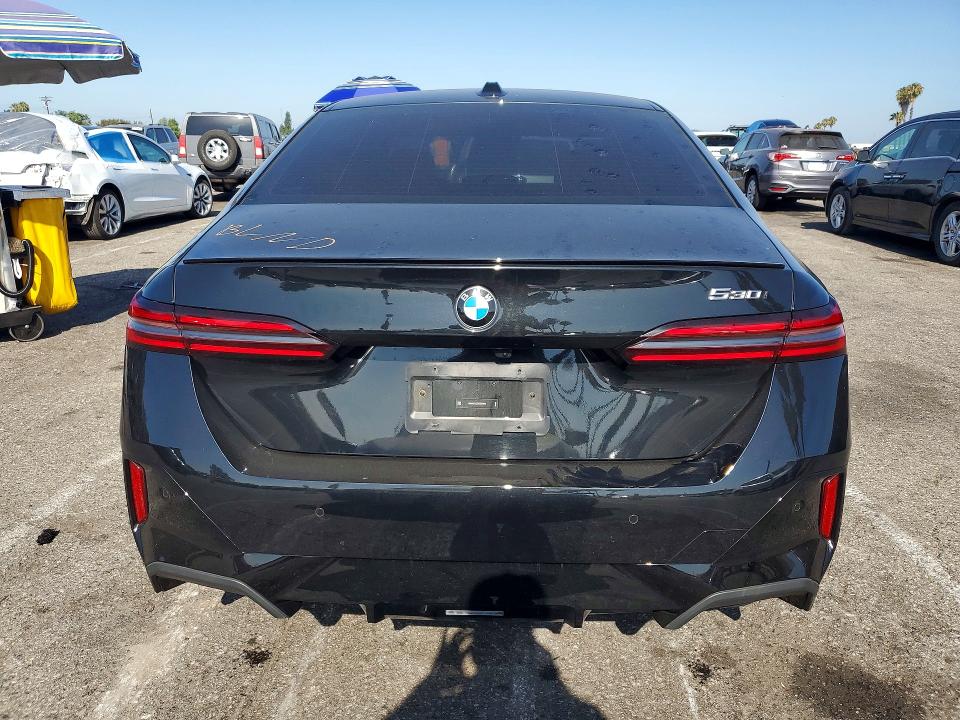 57149546 :رقم المزاد ، WBA43FJ00RCS32245 vin ، 2024 Bmw 530 مزاد بيع