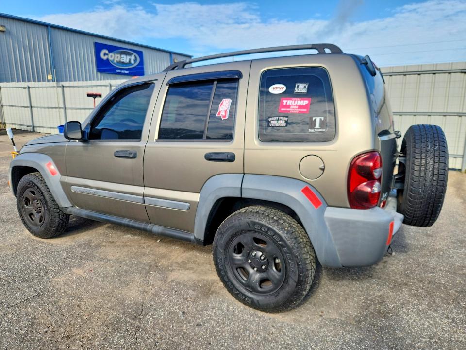2006 Jeep Liberty მანქანა იყიდება აუქციონზე, vin: 1J4GK48K86W108503, აუქციონის ნომერი: 55916136