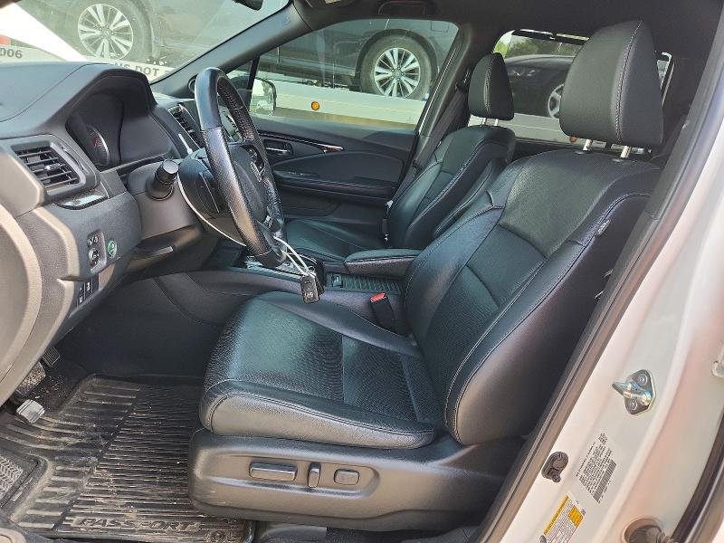 53060576 :رقم المزاد ، 5FNYF8H04LB011190 vin ، 2020 Honda Passport مزاد بيع