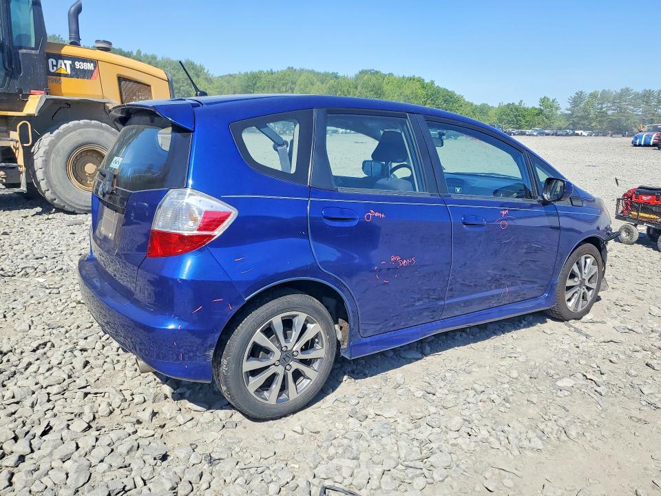 2013 Honda Fit მანქანა იყიდება აუქციონზე, vin: JHMGE8H52DC062470, აუქციონის ნომერი: 55430926