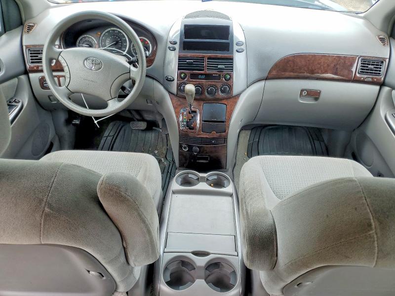 2007 Toyota Sienna მანქანა იყიდება აუქციონზე, vin: 5TDZK29C27S002592, აუქციონის ნომერი: 54803956