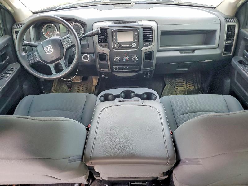 58876206 :رقم المزاد ، 3C6TR4CT3JG189117 vin ، 2018 Ram 2500 مزاد بيع