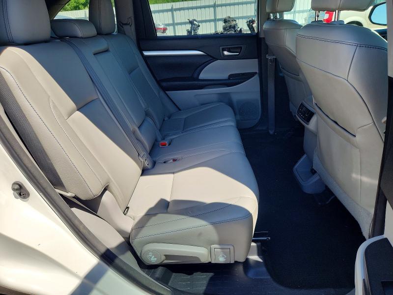 Aukcja sprzedaży 2018 Toyota Highlander, vin: 5TDJZRFH3JS906556, numer aukcji: 55613626