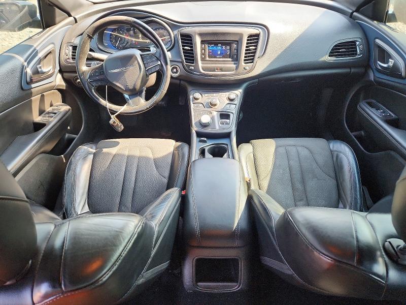 57362026 :رقم المزاد ، 1C3CCCBB7FN573112 vin ، 2015 Chrysler 200 مزاد بيع
