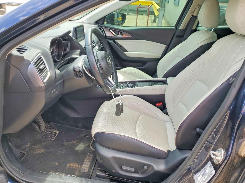Auction sale of the 2018 Mazda 3, vin: 3MZBN1W31JM253213, lot number: 52916166