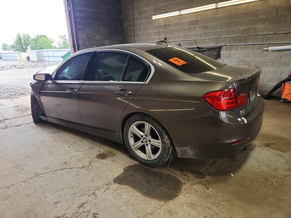 2015 Bmw 328 მანქანა იყიდება აუქციონზე, vin: WBA3A5G53FNP34813, აუქციონის ნომერი: 56767106