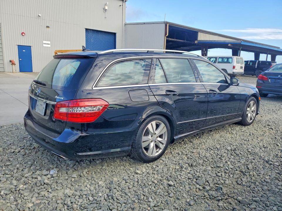 Продажа на аукционе авто 2011 Mercedes-benz E, vin: WDDHH8HB1BA500168, номер лота: 59009736