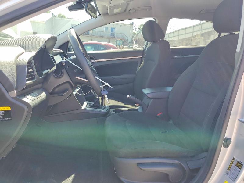 55759986 :رقم المزاد ، 5NPD84LF6KH413404 vin ، 2019 Hyundai Elantra مزاد بيع