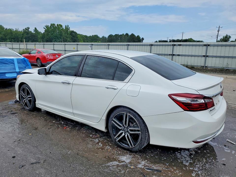 Продажа на аукционе авто 2017 Honda Accord, vin: 1HGCR2F1XHA003378, номер лота: 55562756