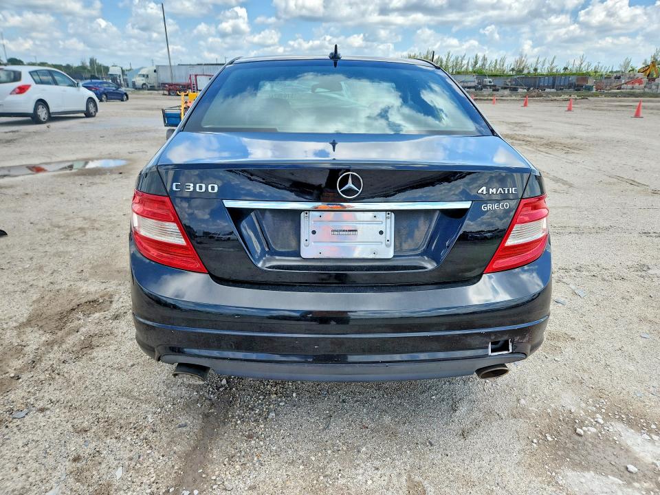 57638246 :رقم المزاد ، WDDGF8BB2AR105782 vin ، 2010 Mercedes-benz C مزاد بيع
