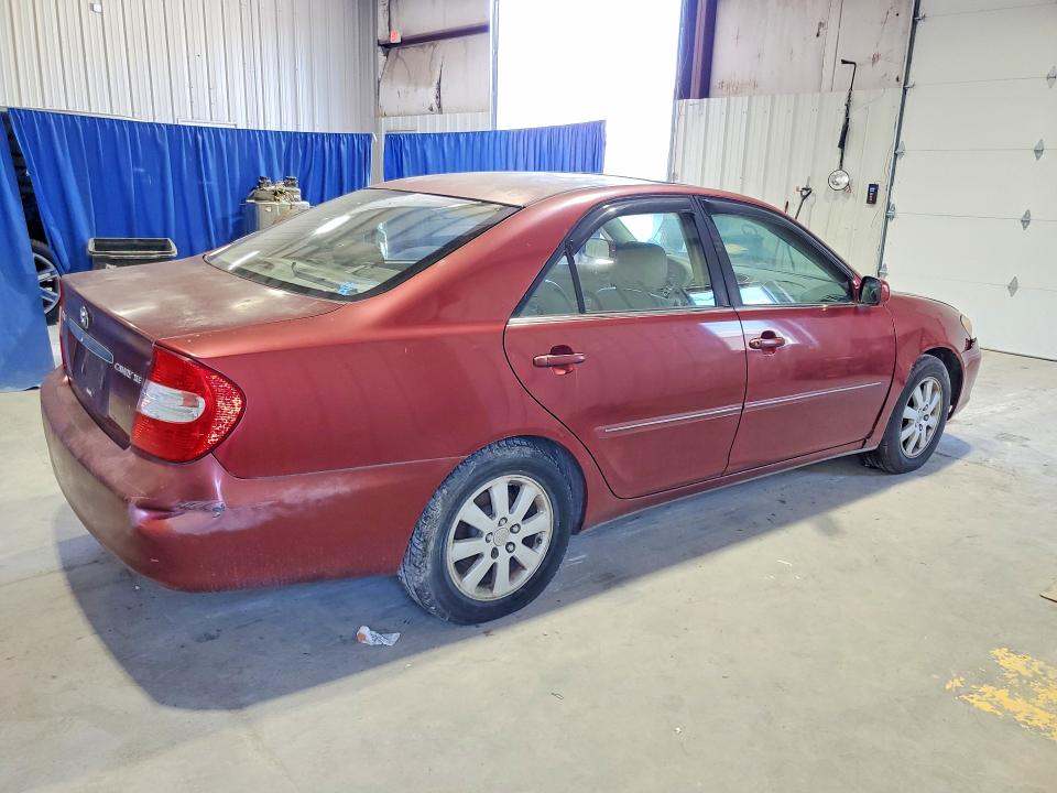 56149276 :رقم المزاد ، 4T1BE30K13U186475 vin ، 2003 Toyota Camry مزاد بيع