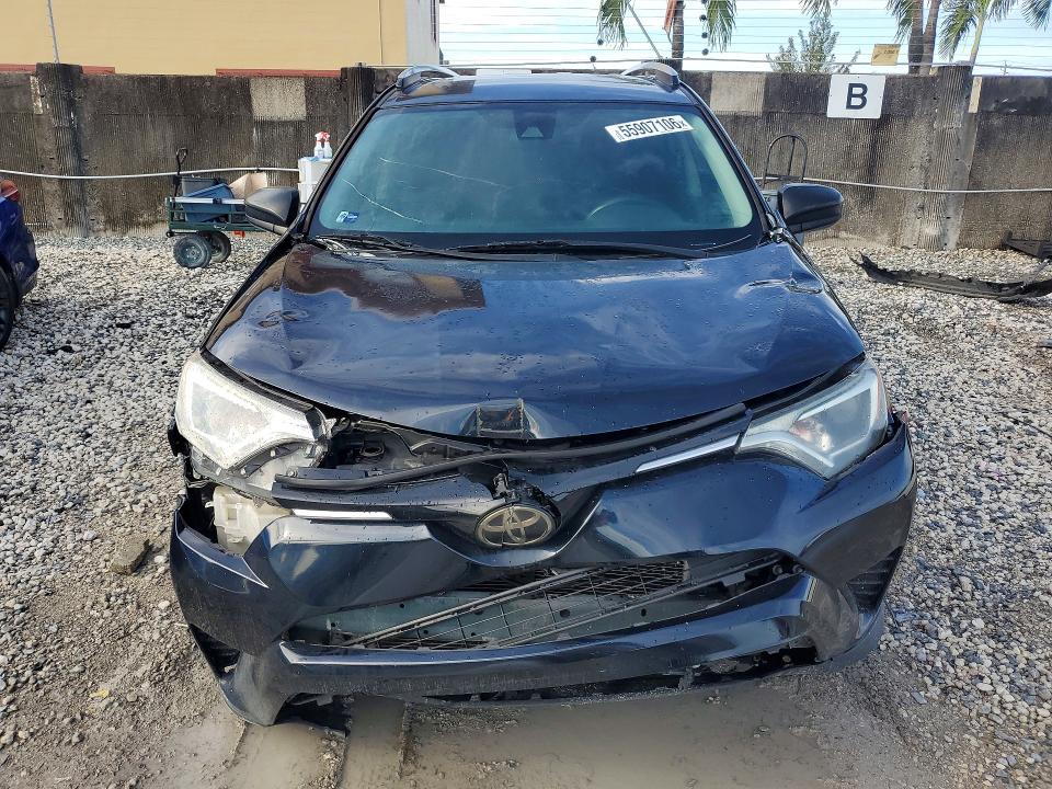 55907106 :رقم المزاد ، JTMZFREV9JJ204144 vin ، 2018 Toyota Rav4 مزاد بيع